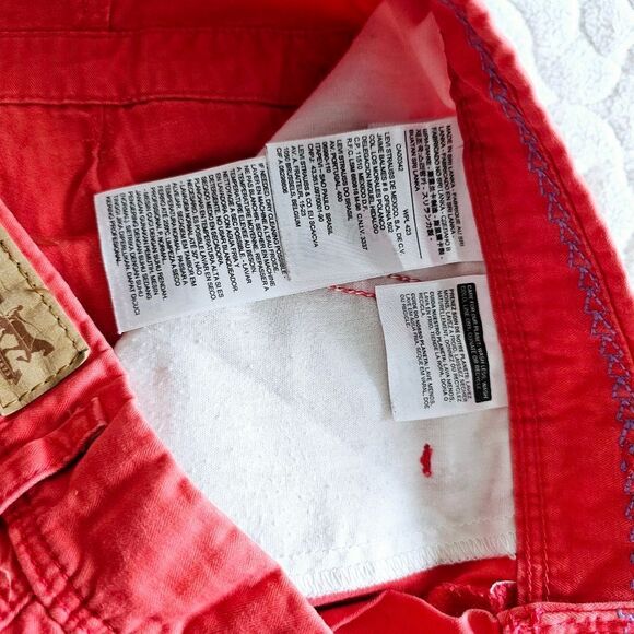 Levis watermelon red shorts 30 - Picture 5 of 9